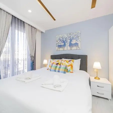 Central And Fully Furnished Flat In Muratpasa